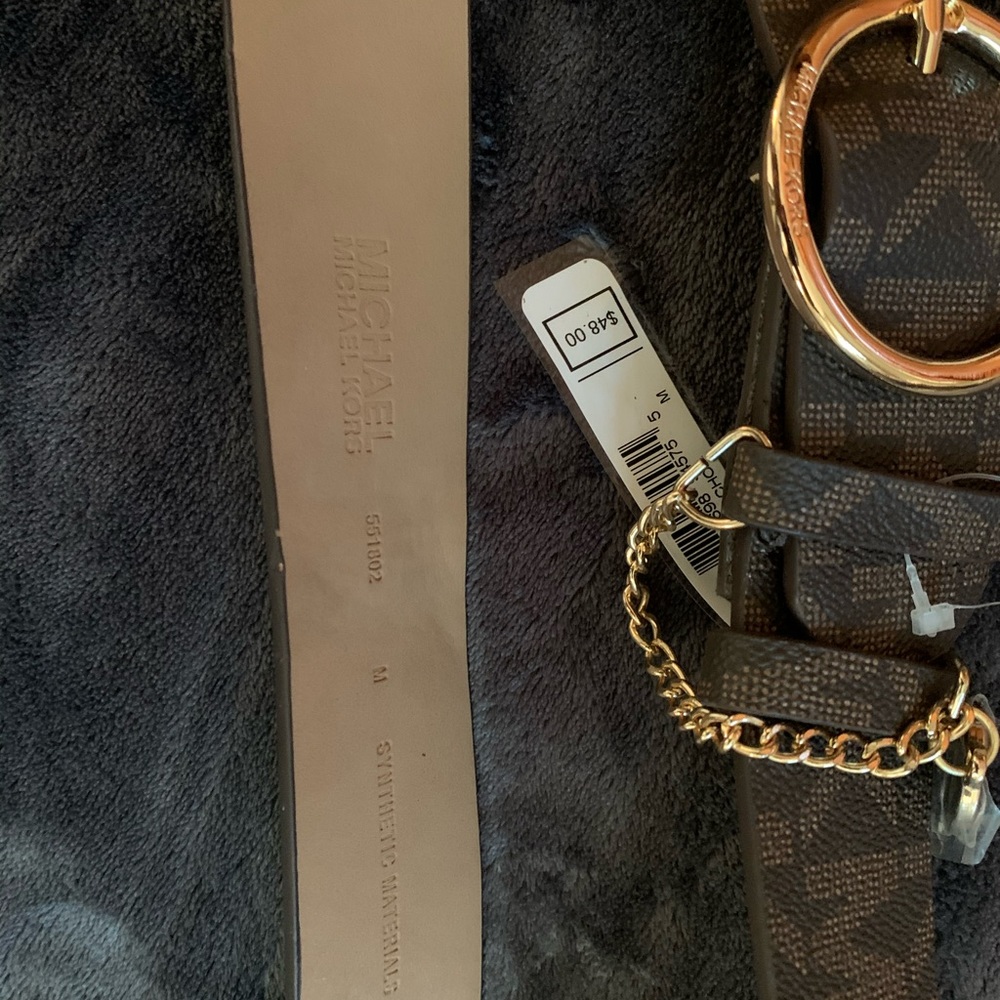 NEW Michael Kors sandals with matching belt - Picture 5 of 6